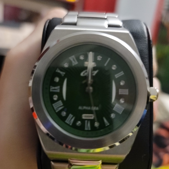 Alpha Era Watch From "SHOP GLD" - Picture 2 of 11